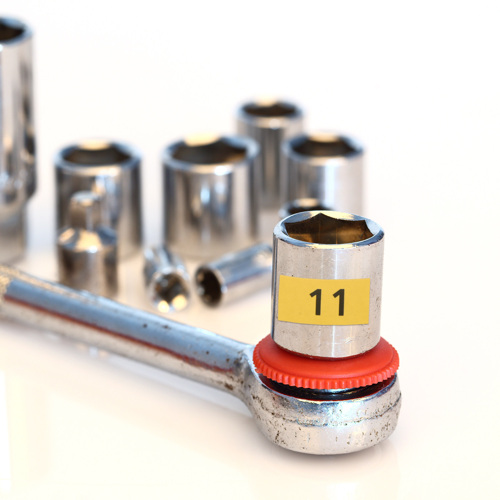 20Sheets Socket Wrench Sticker - Tools In Mechanic Workshop 评论和价格
